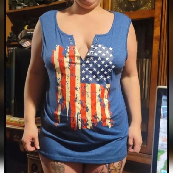 Women's American Flag Print Tank Top - Picture 5 of 8